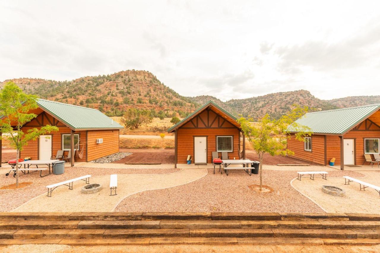 Gooseberry Lodges Zion National Park Area Apple Valley Exteriör bild